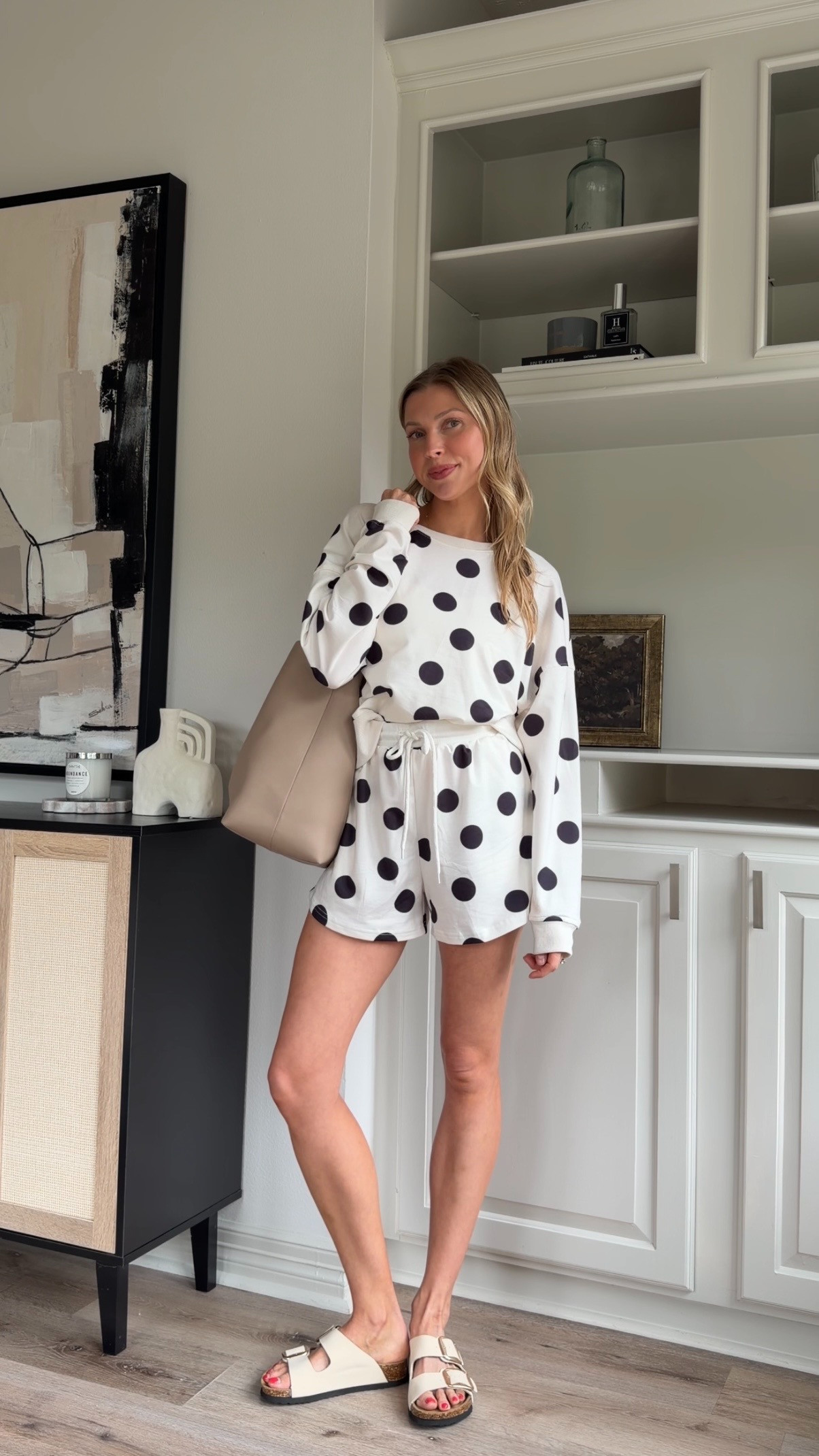 Loving polka dots right now and this is the cutest matching set! size medium
 

 