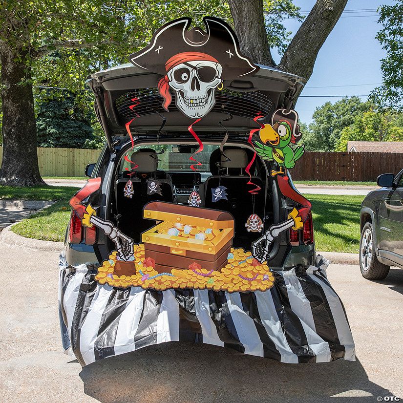 Deluxe Spooky Pirate Trunk-or-Treat Decorating Kit - 18 Pc. | Oriental Trading Company