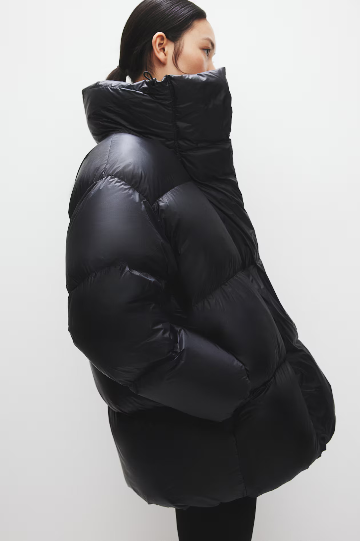 Oversized down puffer jacket - Black - Ladies | H&M GB | H&M (UK, MY, IN, SG, PH, TW, HK)