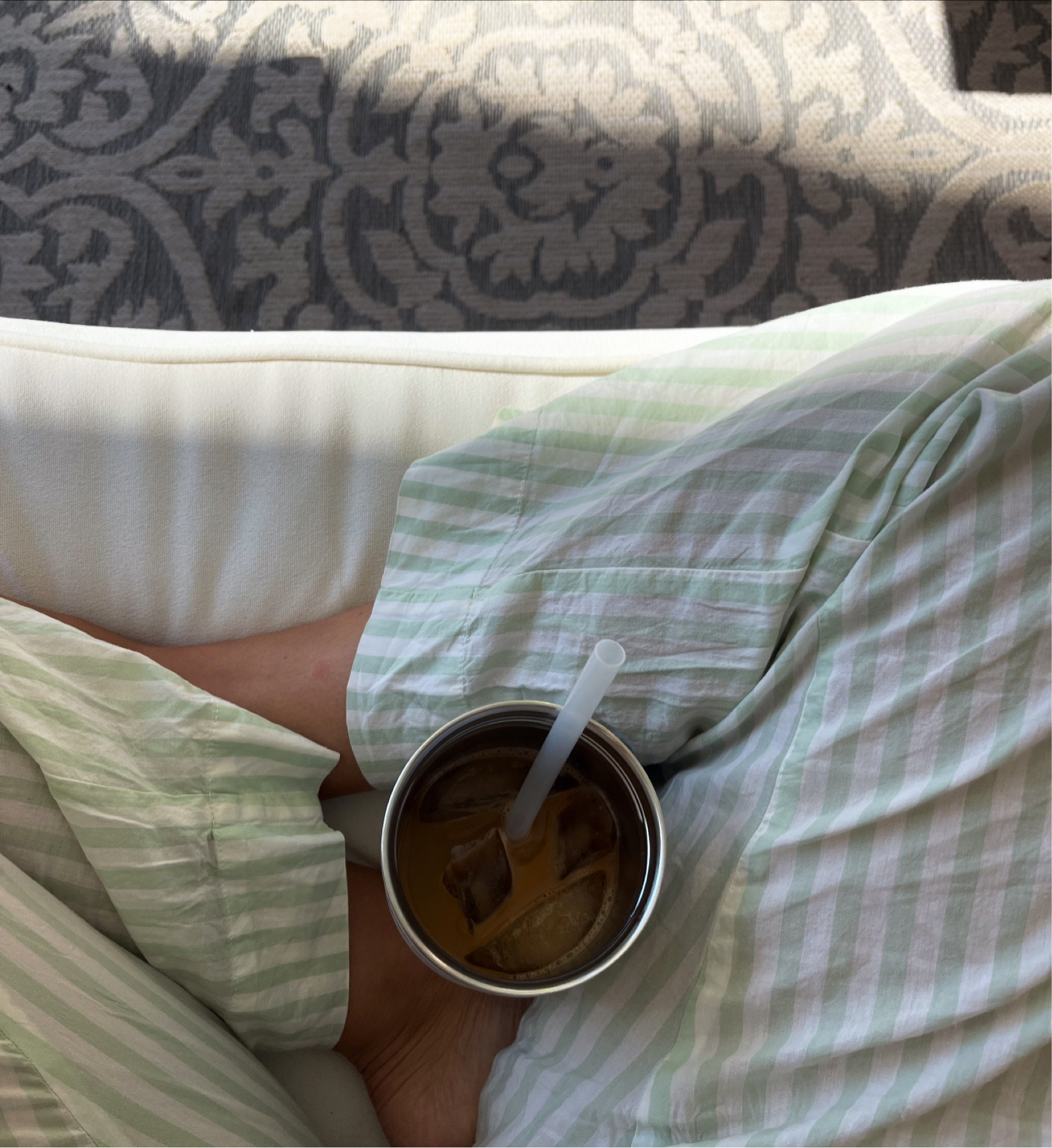 Slow morning🌞☕️