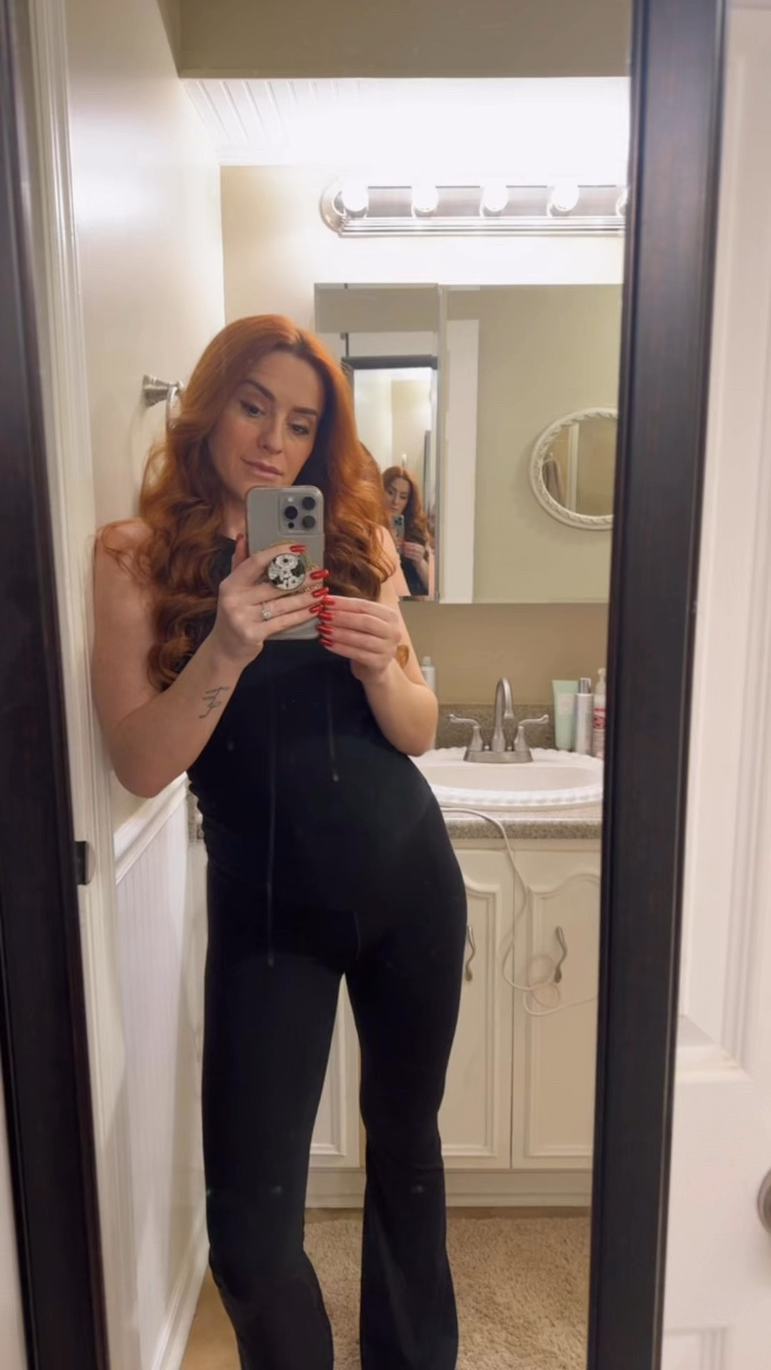 Story from IG but wanted to link them here. Perfect non-maternity leggings for the bump. I am almost 22 weeks and sized up to a medium for now. 



#LTKBump #LTKActive #LTKFitness