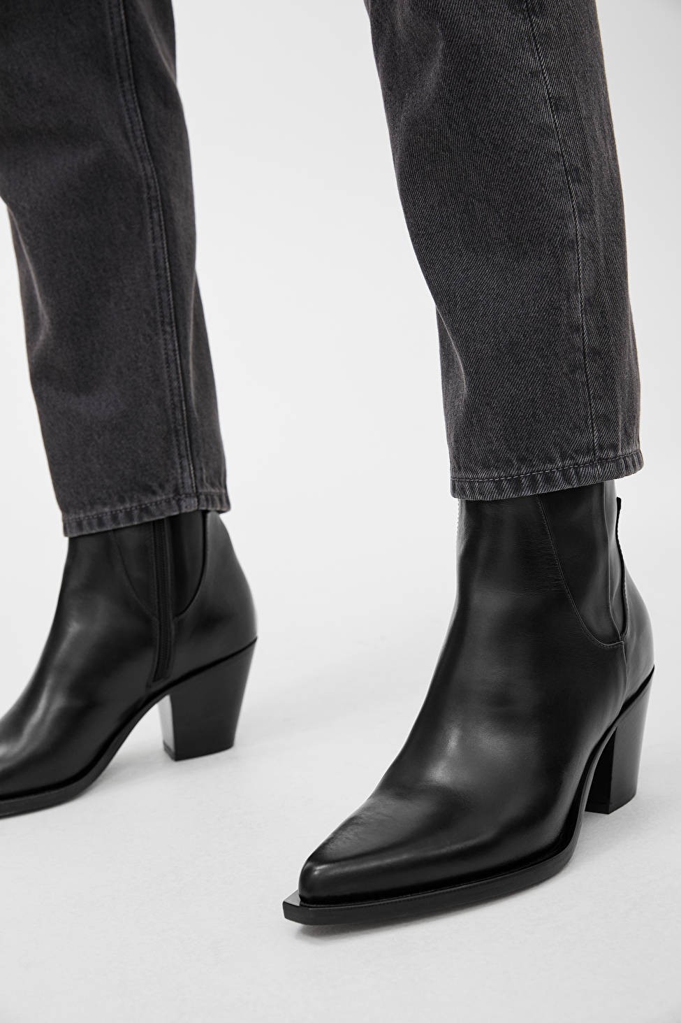 Leather Ankle Boots | ARKET (US&UK)
