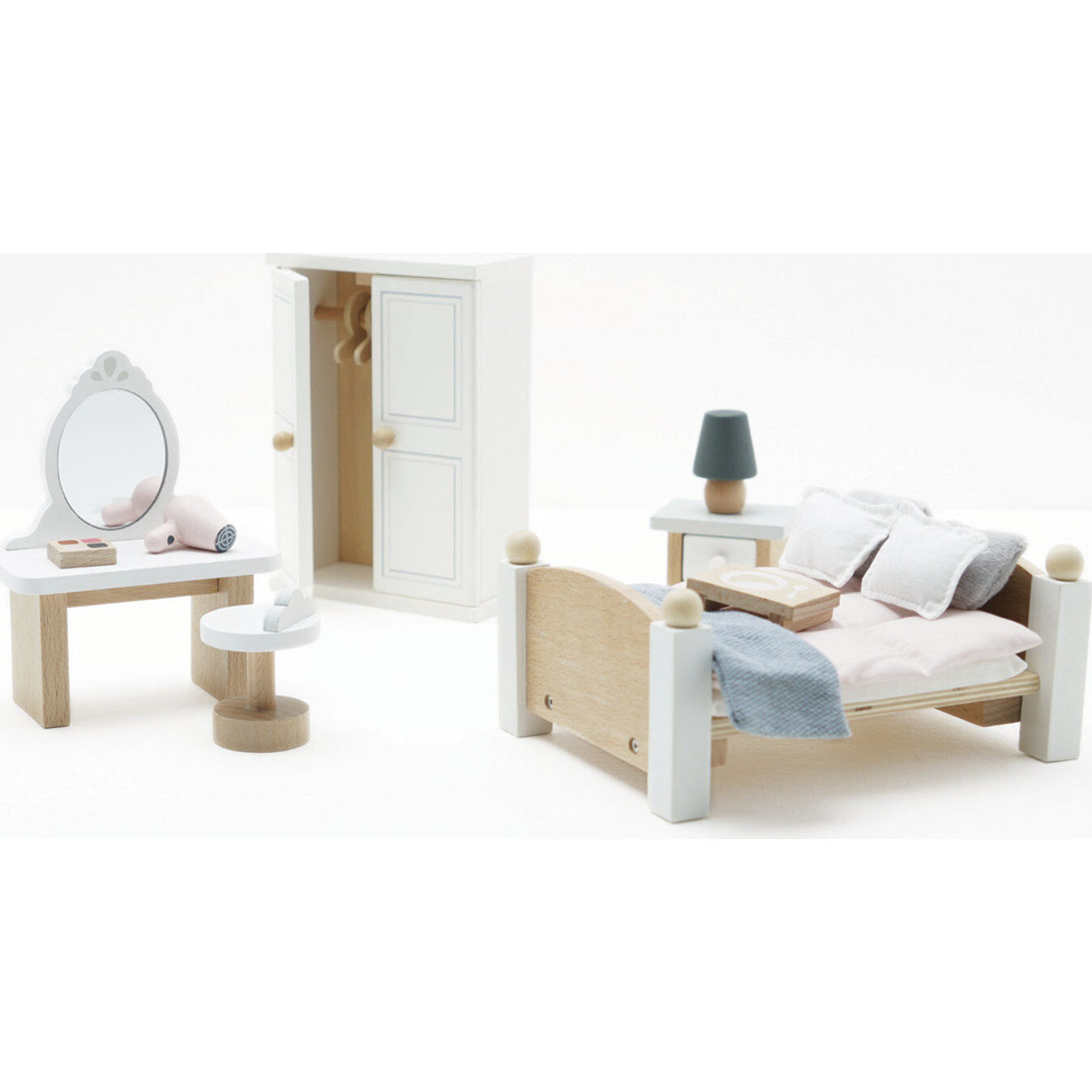 Daisylane Master Bedroom | Maisonette