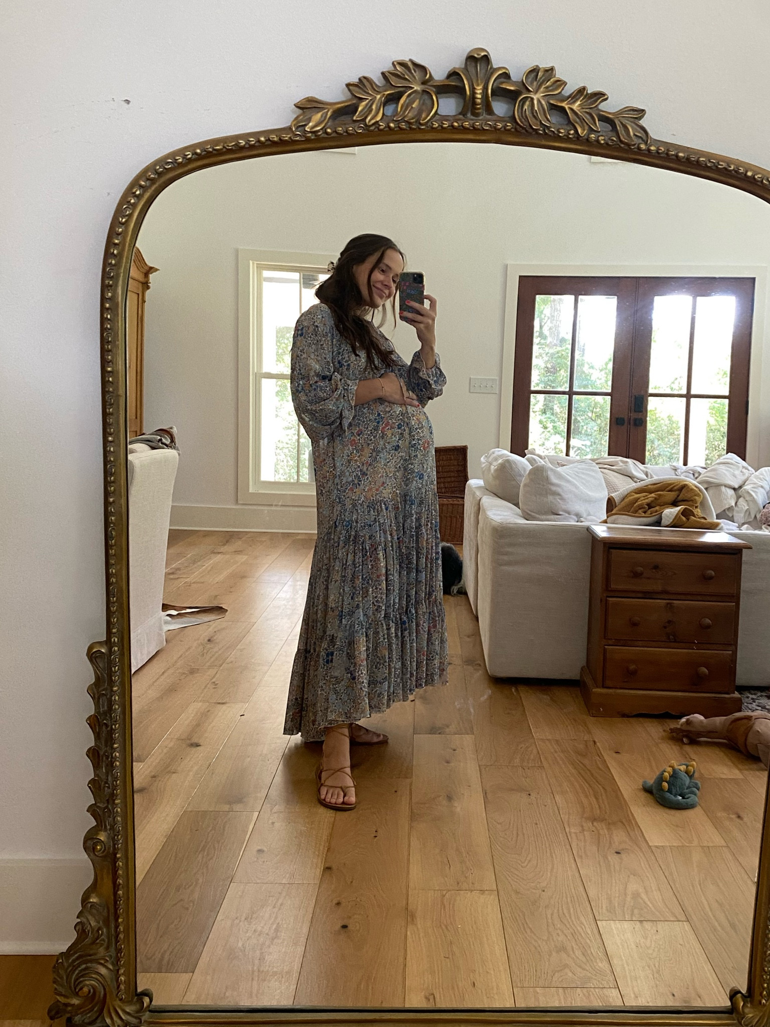 This dress has lasted me three pregnancies now🙌🏼 a winner and easy breezy in the summer heat. Wearing normal size small  