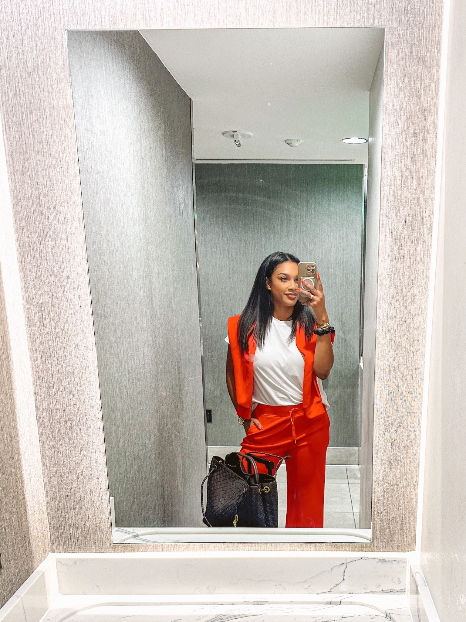 Travel Outfit, Travel Looks , Spanx 

#LTKTravel #LTKStyleTip #LTKFindsUnder100