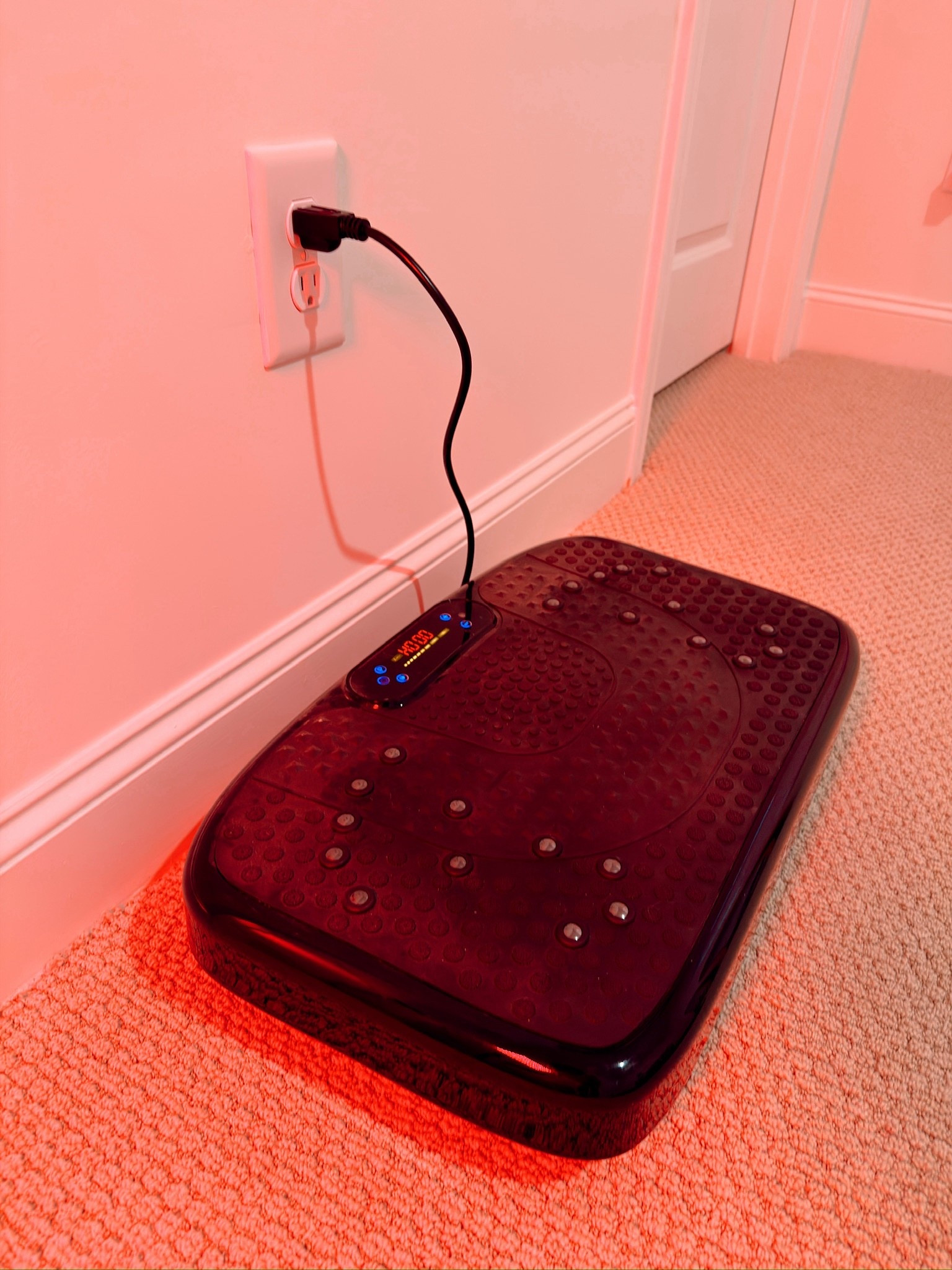 Viral vibration plate is worth the hype and under $75! 