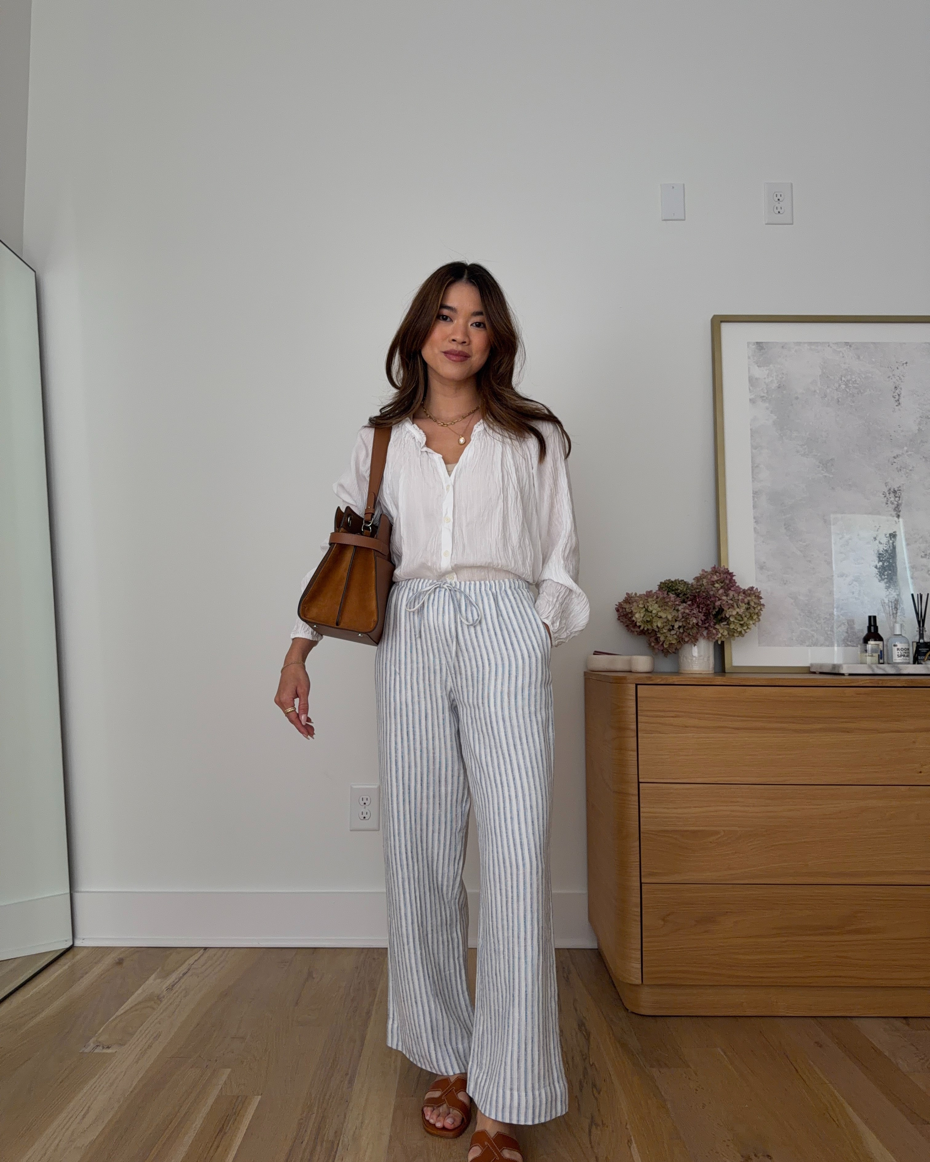 Sizing info: 
•Top size XS
•bottoms size XXS short 


petite fashion, get dressed with me, outfit inspiration, ootd, nashville outfit, Nashville influencer, petite style, vacation style, casual outfits, mom style, petite pants, spring outfits, spring outfit info, spring pants, spring outfit idea, spring top, spring bag, spring blouse, spring shoes,  
@abercrombie 
 

#LTKootd #LTKPetite #LTKSeasonal