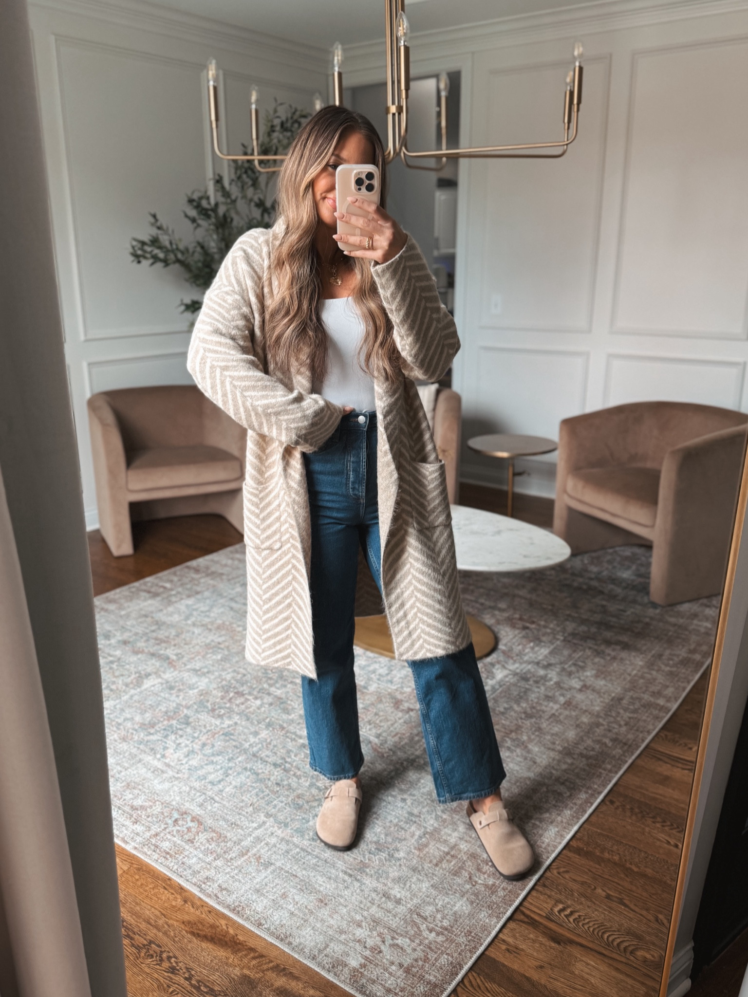 This Target oversized cardigan is AMAZING! It’s so soft and cozy plus oversized and not itchy at all. I have a size medium. My jeans are also Target and fit true to size. 



#LTKSeasonal #LTKFindsUnder50 #LTKStyleTip