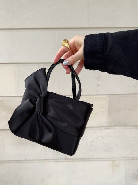 Bringing the bow trend with this CUTE handbag from Mango 🖤
Evening bag | Black bag | Wedding guest outfit | Bow accessories | Mini bag | Evening bag | Bow trend 

#LTKFind #LTKwedding #LTKitbag