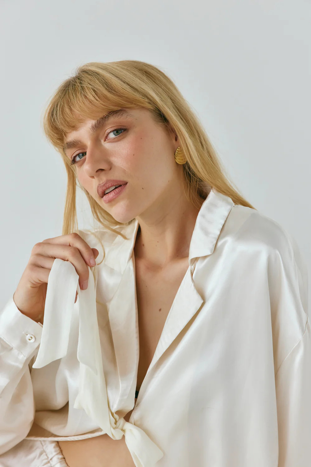 Rae Satin Top Cream | VRG Grl