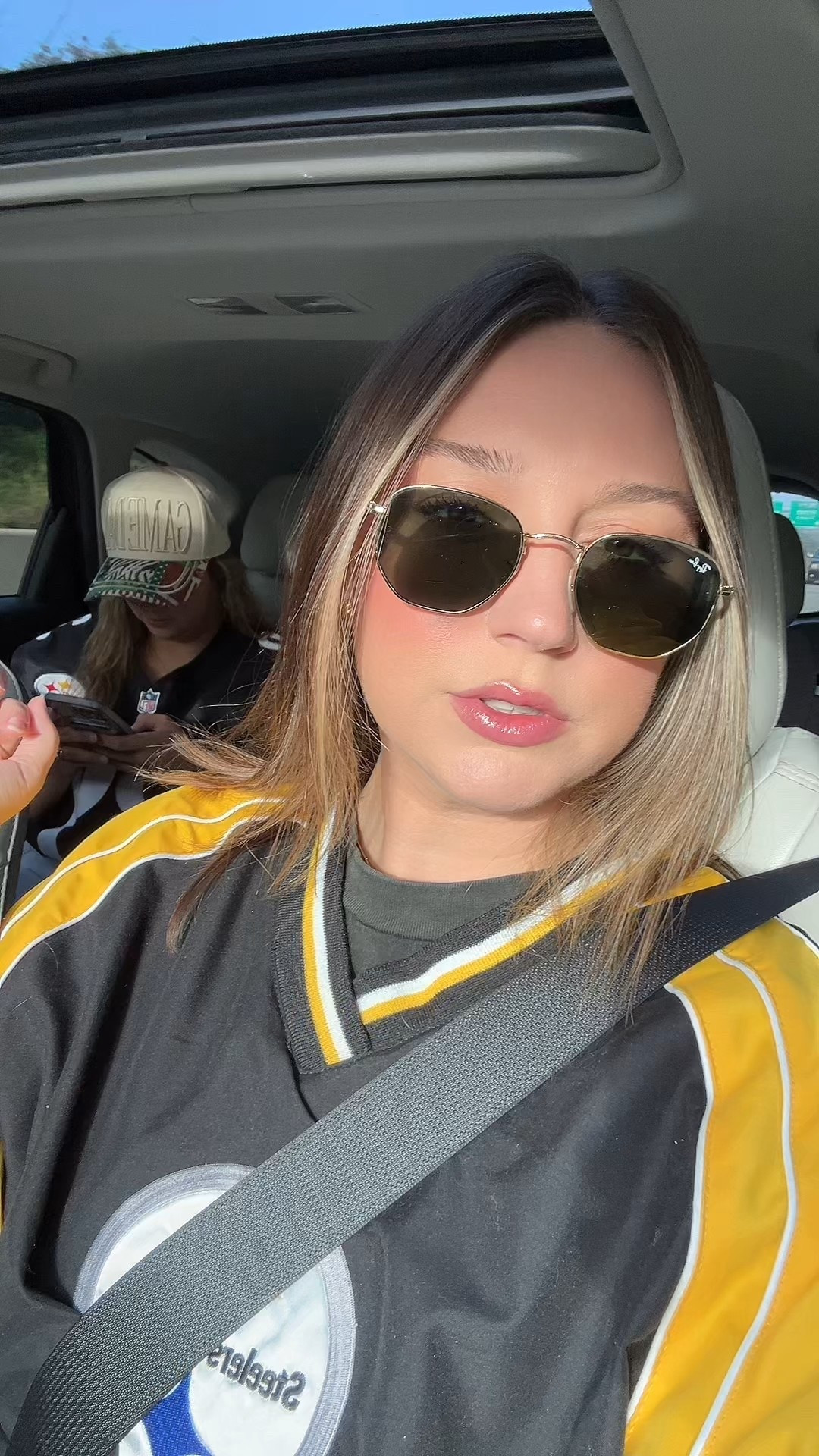 Spend the day with us watching the Steelers game at an Irish themed watch party 🎉 wearing Steelers Abercrombie NFL collection graphic tee! Which is part of the Abercrombie Fall Sale 

#LTKFindsUnder50 #LTKFallSale #LTKActive