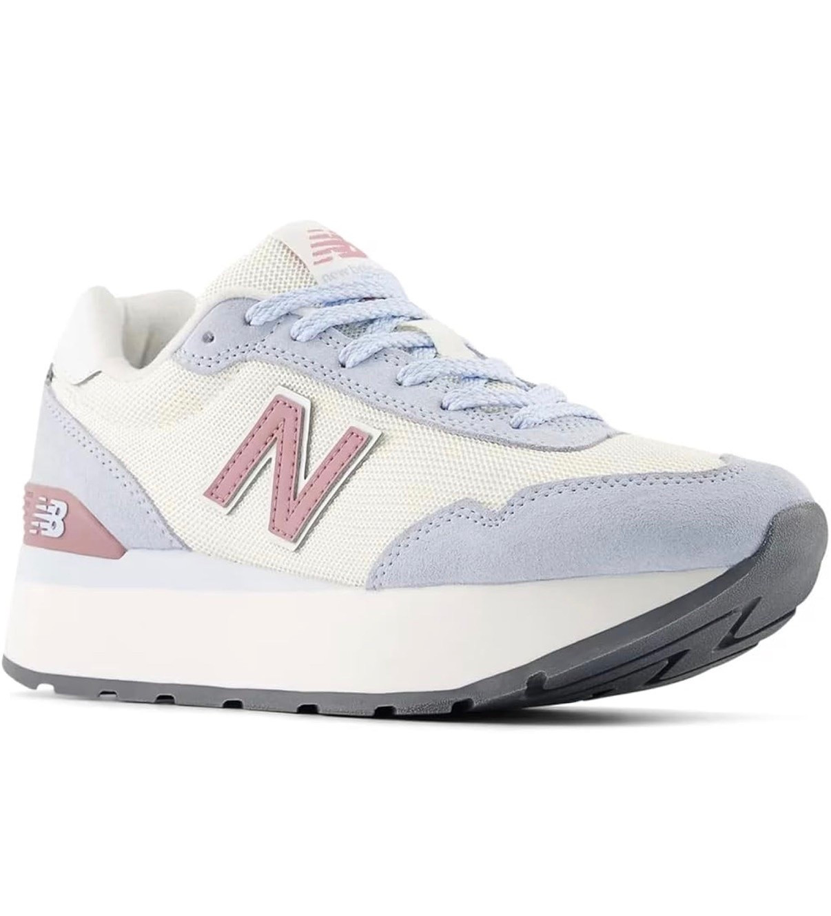 Another color combo for the summer 🤗 #shoes #womensshoes #tennisshoes #newbalance

#LTKmomlife #LTKSaleAlert #LTKActive