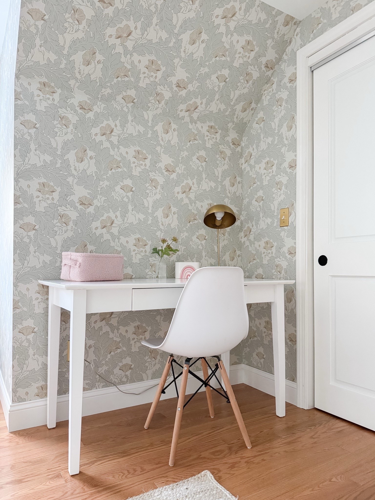 This corner makes for the perfect spot to do a little work 🤍 Staples like a solid wood desk and a sleek and simple desk chair will never go out of style. I found a similar desk to this one at a great price point! 

#LTKHome #LTKSaleAlert