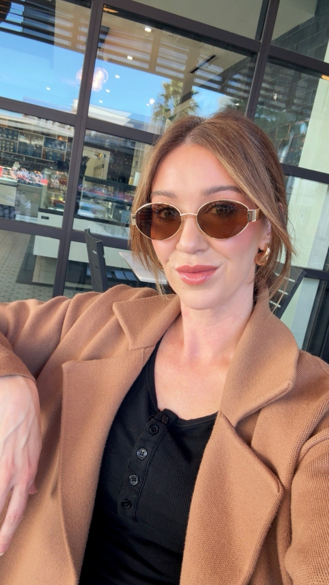 Makeup Shades:

Foundation: N3
Concealer: atelier L2 
Contour stick: tiger eye
Highlight: mesmerize
Blush: she’s that girl
Lipliner: wherever walnut
Lipstick: fenty glow



#LTKBeauty #LTKgrwm

#LTKgrwm #LTKBeauty #LTKdayinmylife