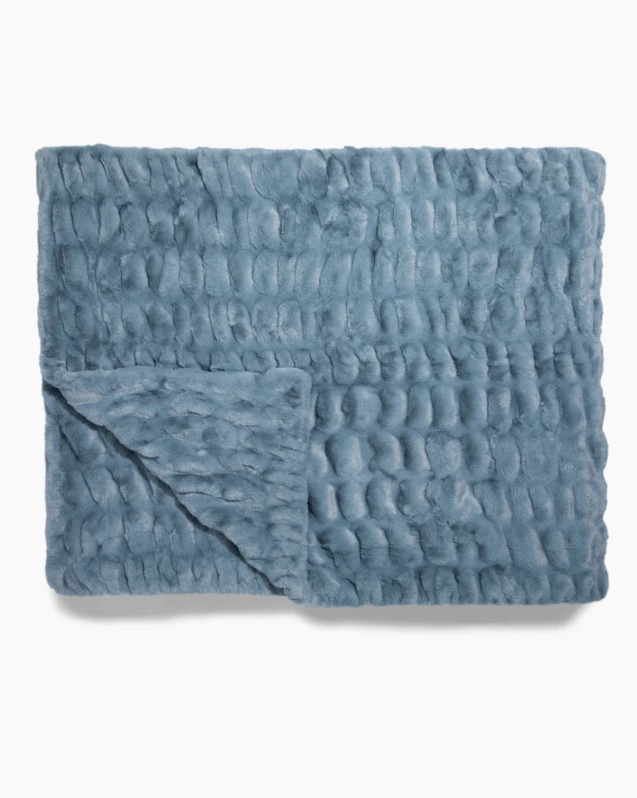 new color just dropped!!! 🤩

#LTKGiftGuide #LTKStyleTip #LTKHome