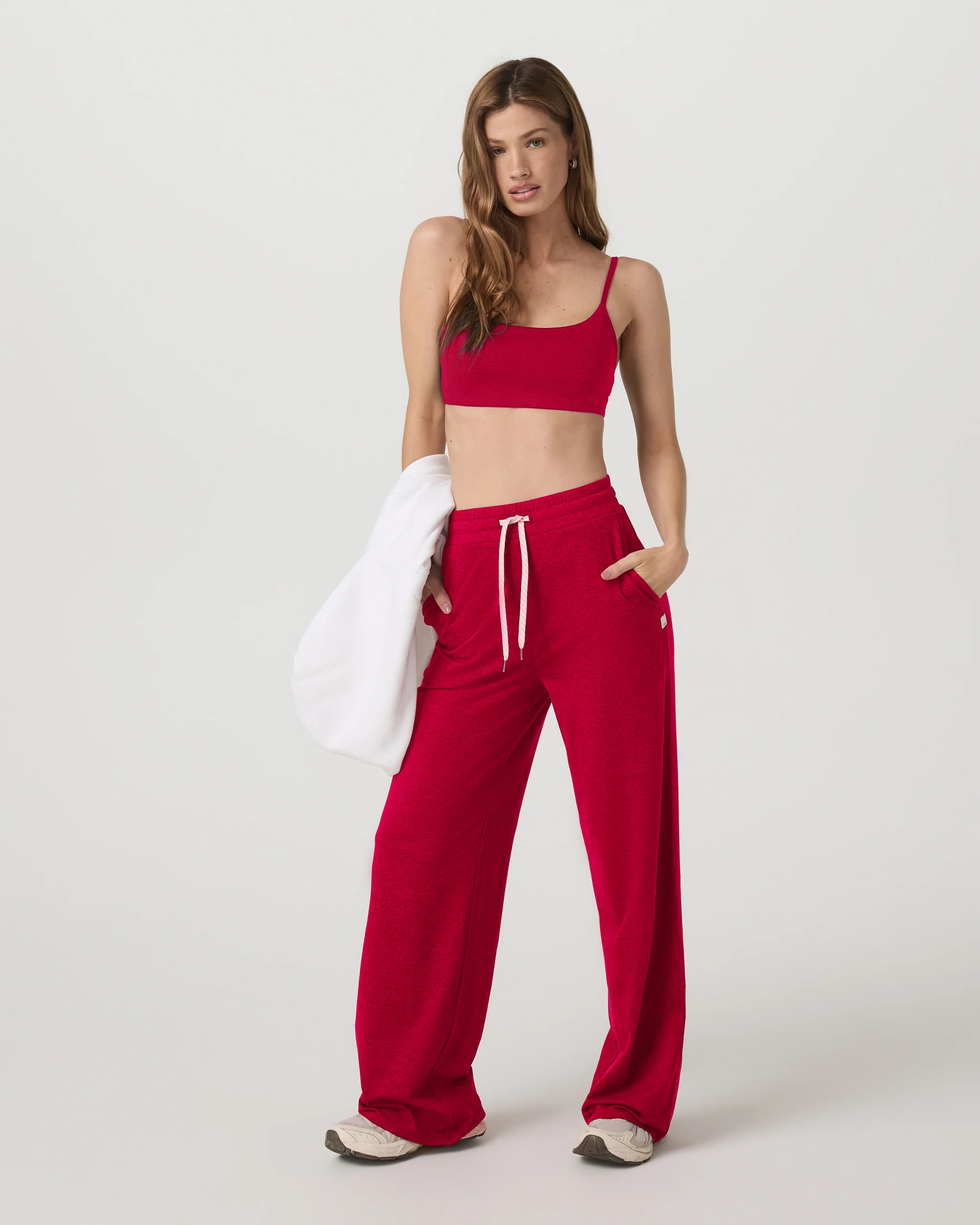 Halo Essential Bra | Vuori Clothing (US & Canada)