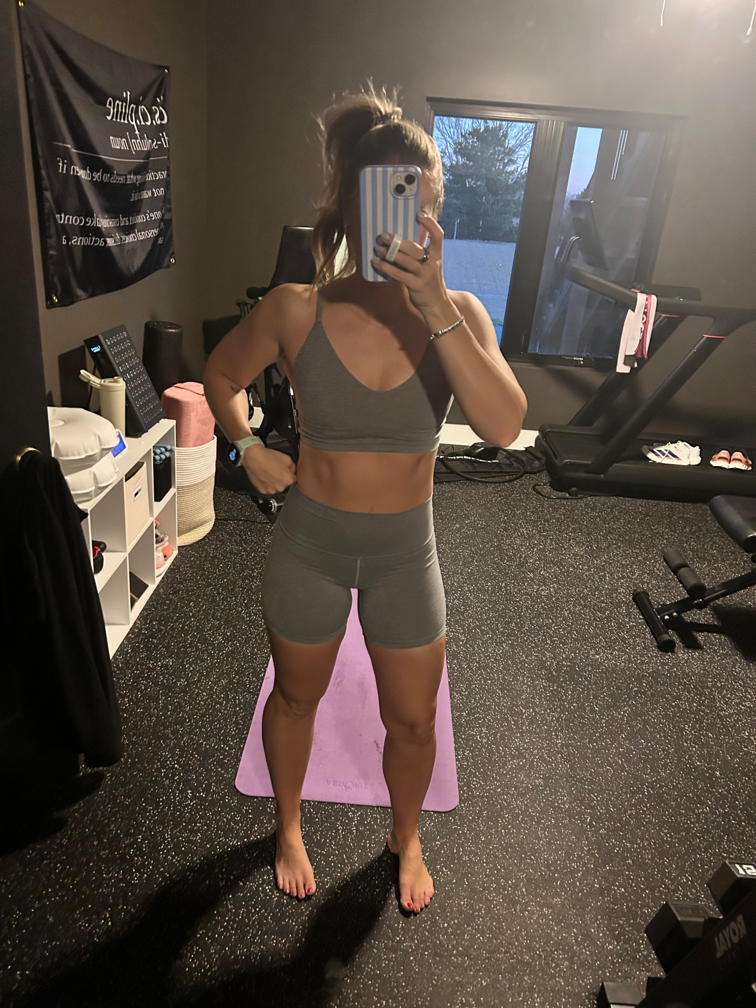 @lululemon set for an AMRAP & arm accessory work 

#LTKmorningroutine #LTKActive #LTKfitnessgoals