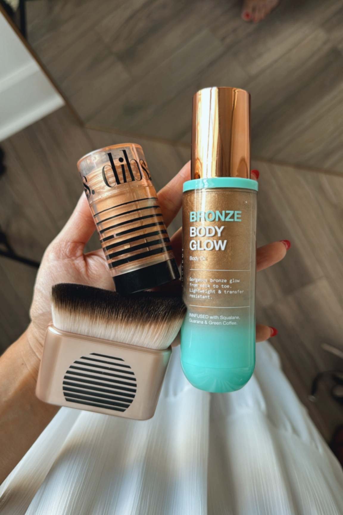 Summer bronze and glow
Highlighter shade high road 

#LTKBeauty #LTKFindsUnder50 #LTKStyleTip