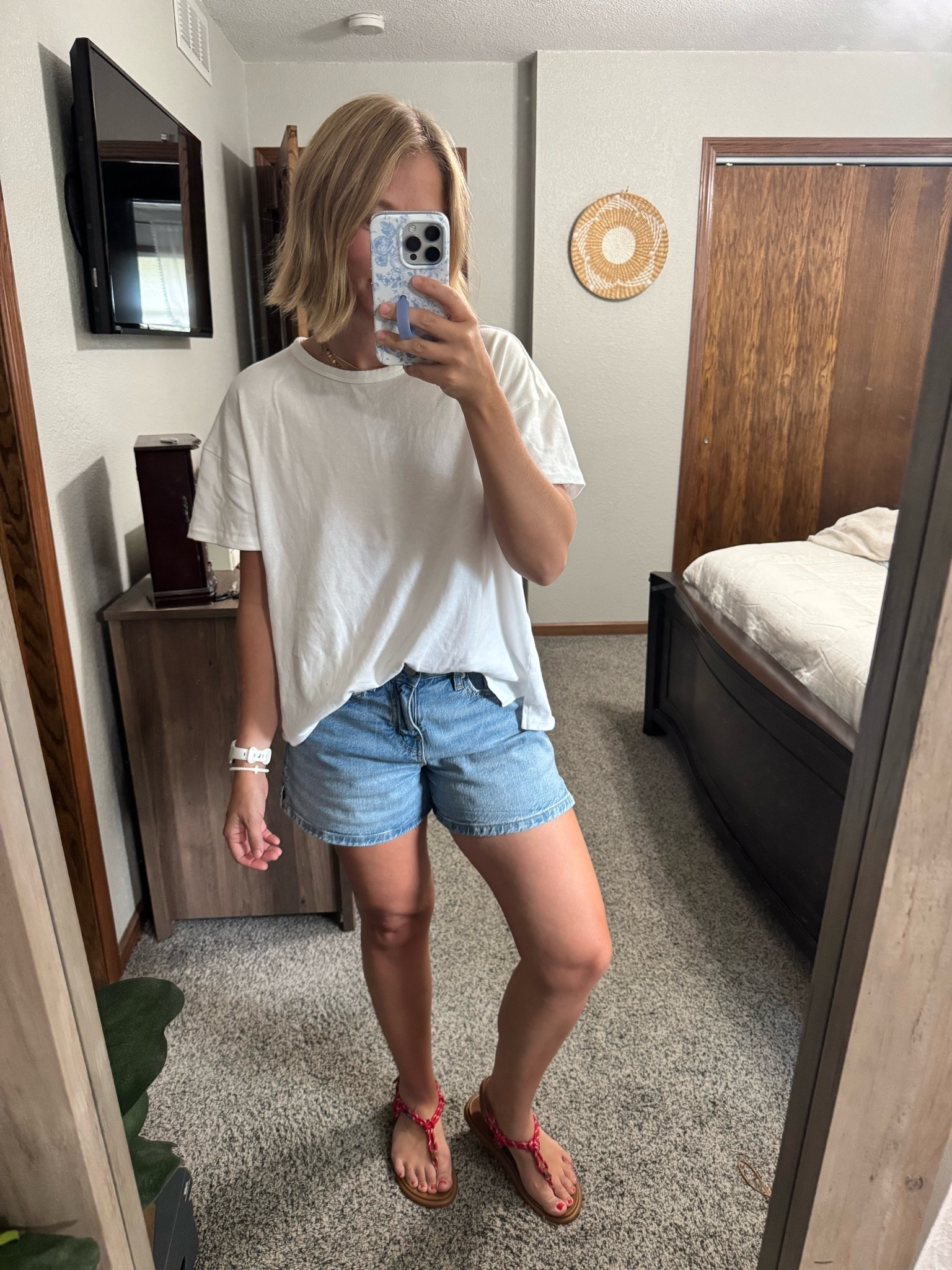 Wearing an xs in the tee, it runs big. And a size 4 in the shorts.

#LTKootd #LTKgrwm #LTKdayinmylife