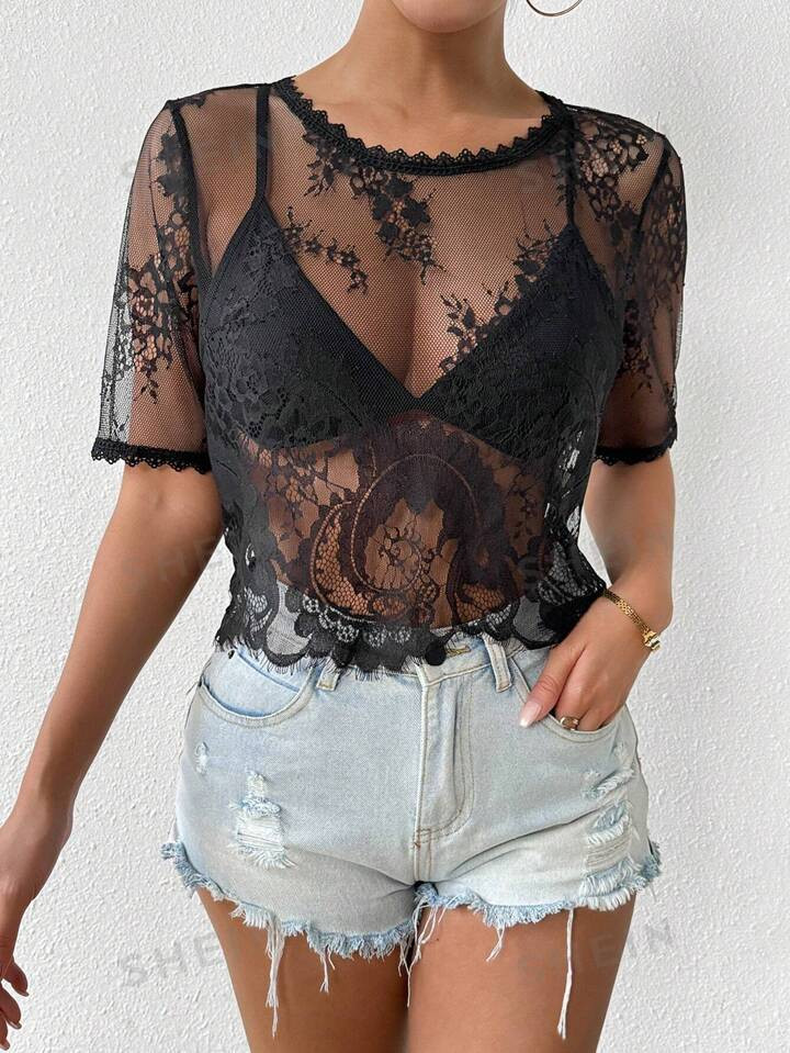 SHEIN Privé Short Eyelash Lace Perspective Top With Defined Positioning | SHEIN