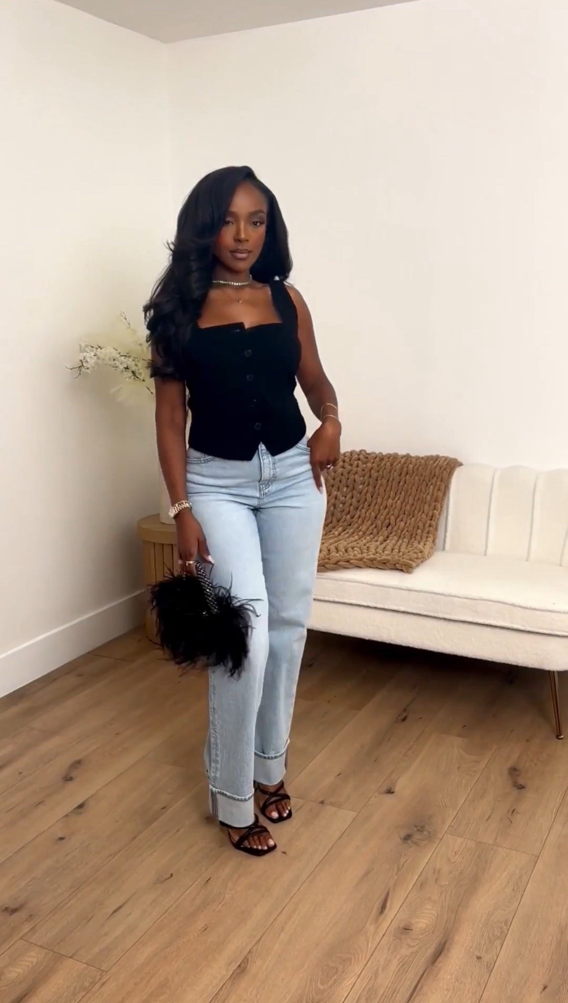 A chic corset-and-denim moment.
Styled with @Express cuffed jeans, this look feels elevated yet effortless. The structured corset balances perfectly with relaxed denim, while the feather bag adds a playful touch that makes it feel fun and holiday-ready without being overdone.

Perfect for dinner plans, festive gatherings, and chic casual winter nights.

📏 Sizing:
Top — XS
Jeans — 27 Long / 4 Long
Heels — True to size
Bag — One size

📏 Measurements:
5’4” · 138–140 lbs · 34–36D · 27” waist · 40” hips

Corset top outfit ideas, feather bag styling, holiday going-out outfits, Express denim looks, elevated basics, chic winter outfits.

Follow me on Instagram and YouTube @kirasfashionfinds

#LTKPetite #LTKootd
