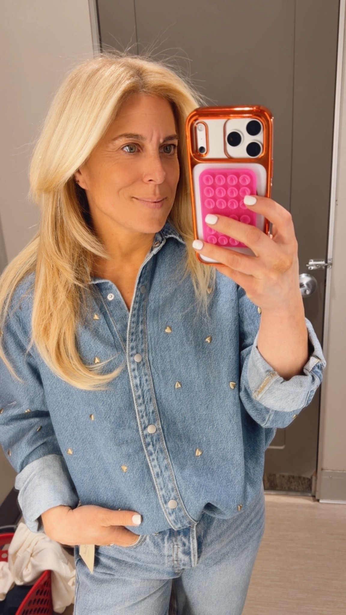 Absolutely in love with this heart button down

#LTKootd