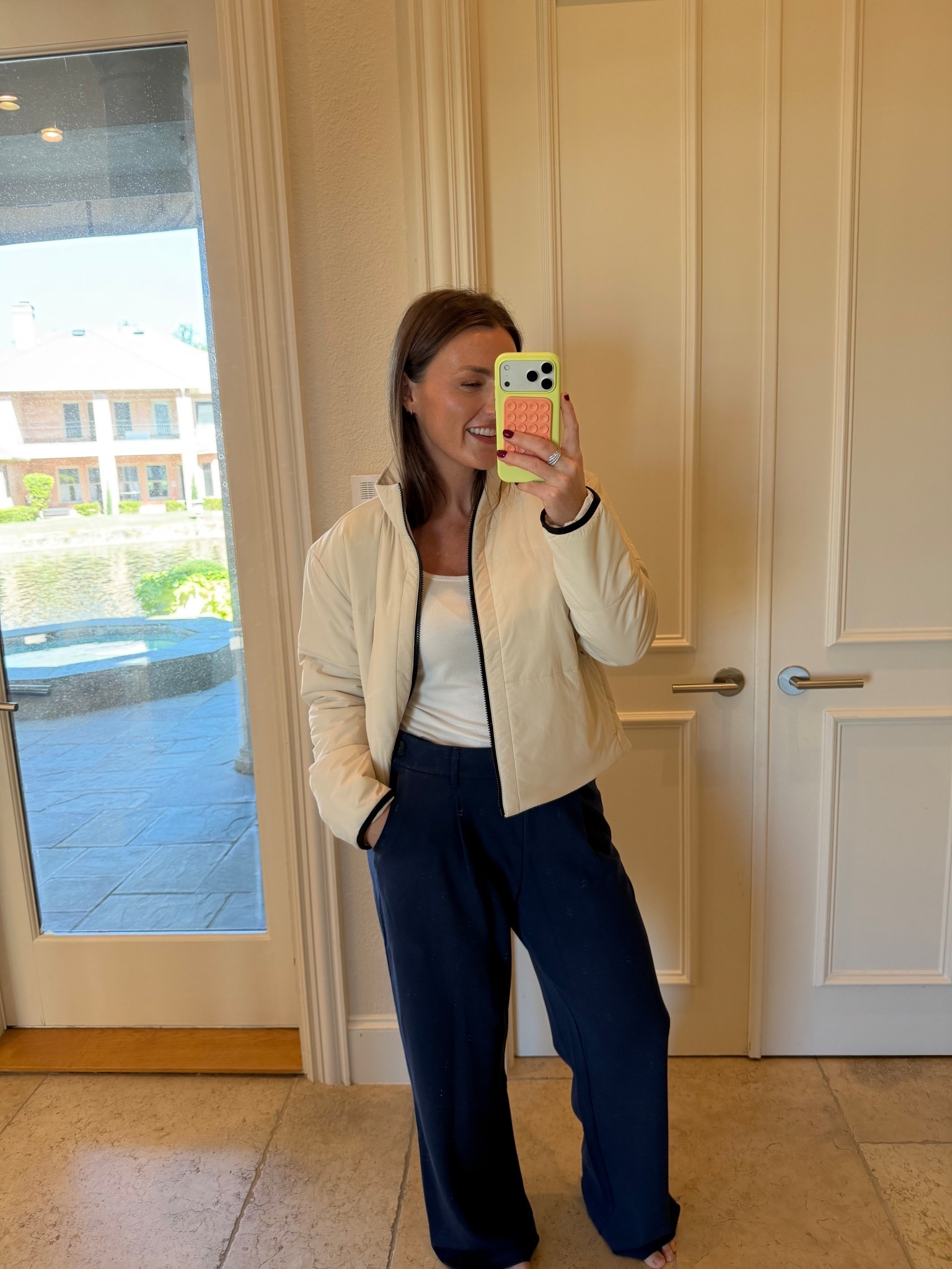 Maven Wideleg Pant in Blue Coast: Size Large
Canyon Insulated Venture Jacket in Bone: Size Large
Long Sleeve Cove Ultra Scoop in Marshmallow: Size Large 

@vuoriclothing
#VuoriPartner