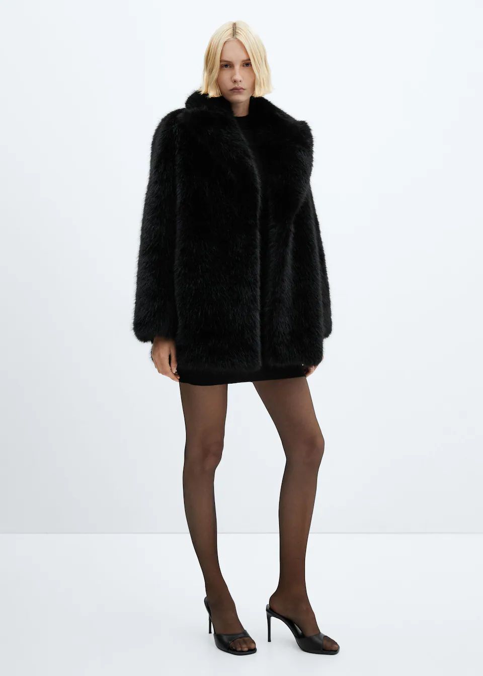 Lapels faux fur coat | MANGO (UK)