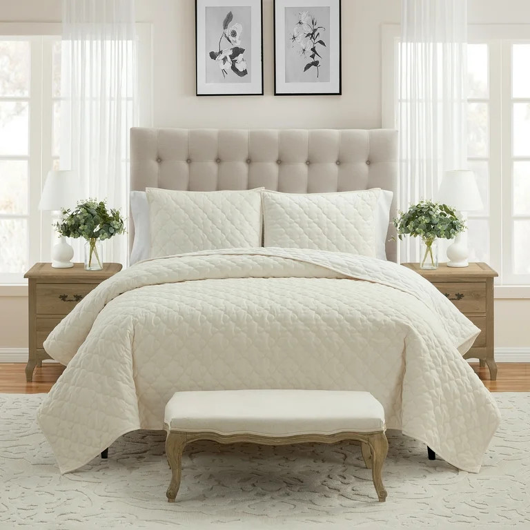 My Texas House Charlotte 3-piece Trellis Velvet Quilt Set, King, Off White | Walmart (US)
