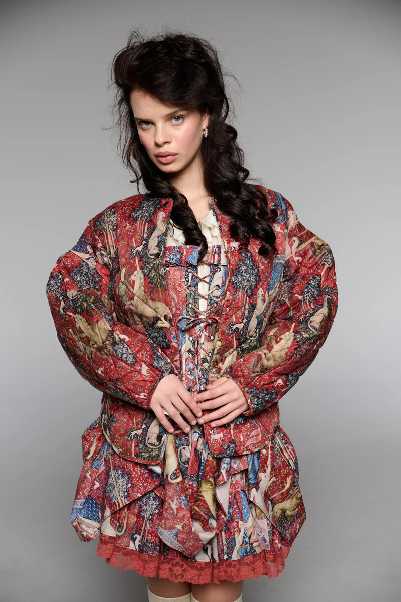 The Lady and the Unicorn Shell Puffer | Selkie Collection