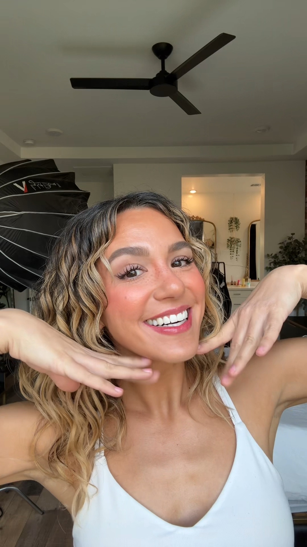 ummm where had this tinted sunscreen been all my life!? the most BEAUTIFUL finish, incredible coverage & SPF 50! i am stunned ☀️ 

#LTKVideo #LTKbeauty #LTKfindsunder50