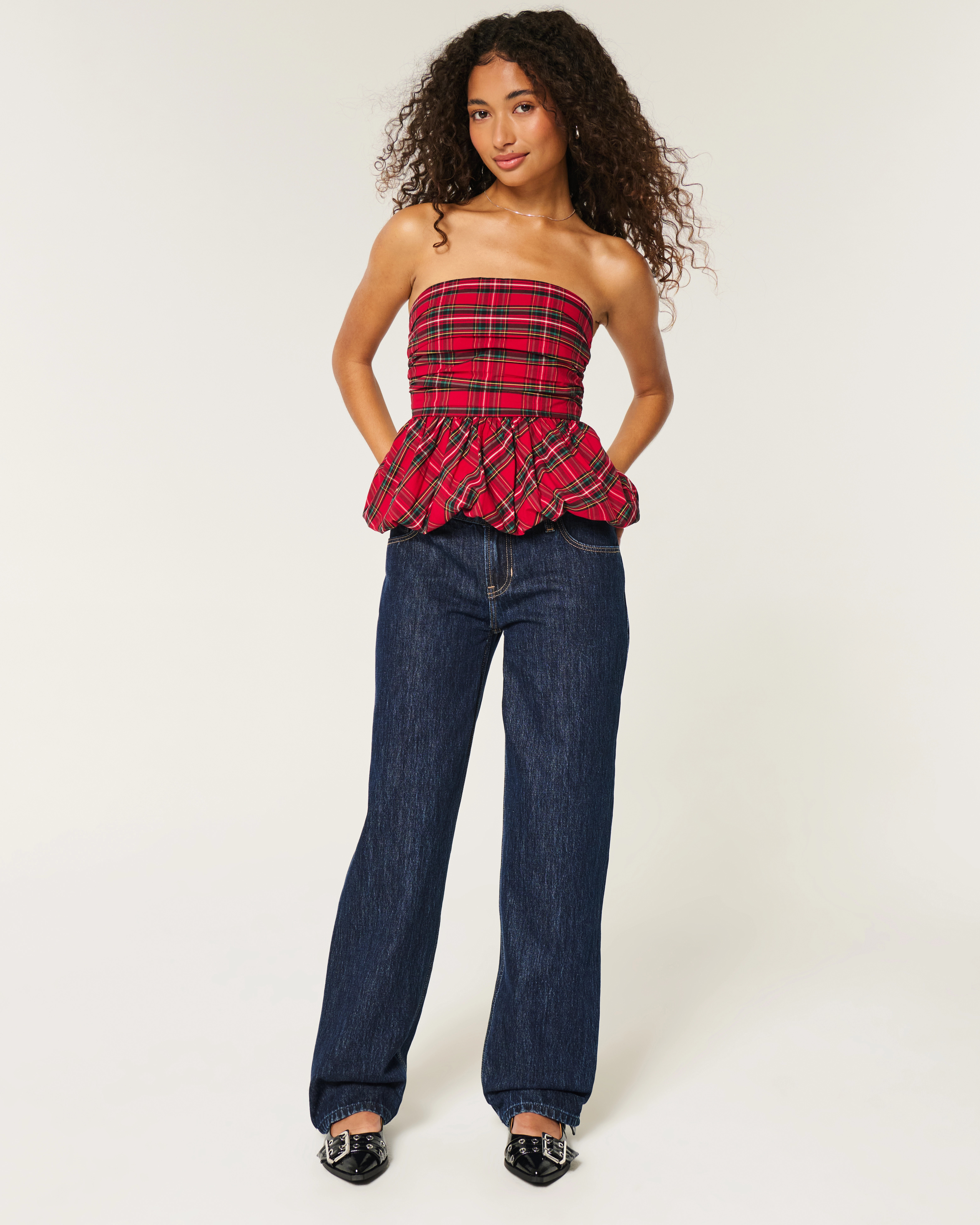 Low-Rise Dark Wash Loose Jeans | Hollister (US)