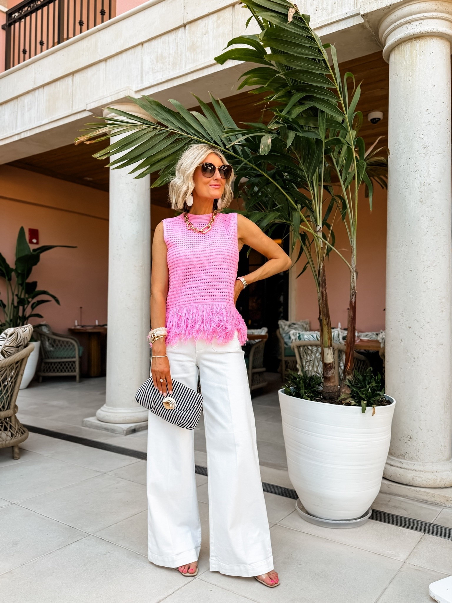 Love this pink statement too! I also got it in white! So cute for a girls night out or date night! Wearing S in top & 4 in jeans!

Loverly Grey, spring outfit, date night, girls night out, palm beach 

#LTKSeasonal