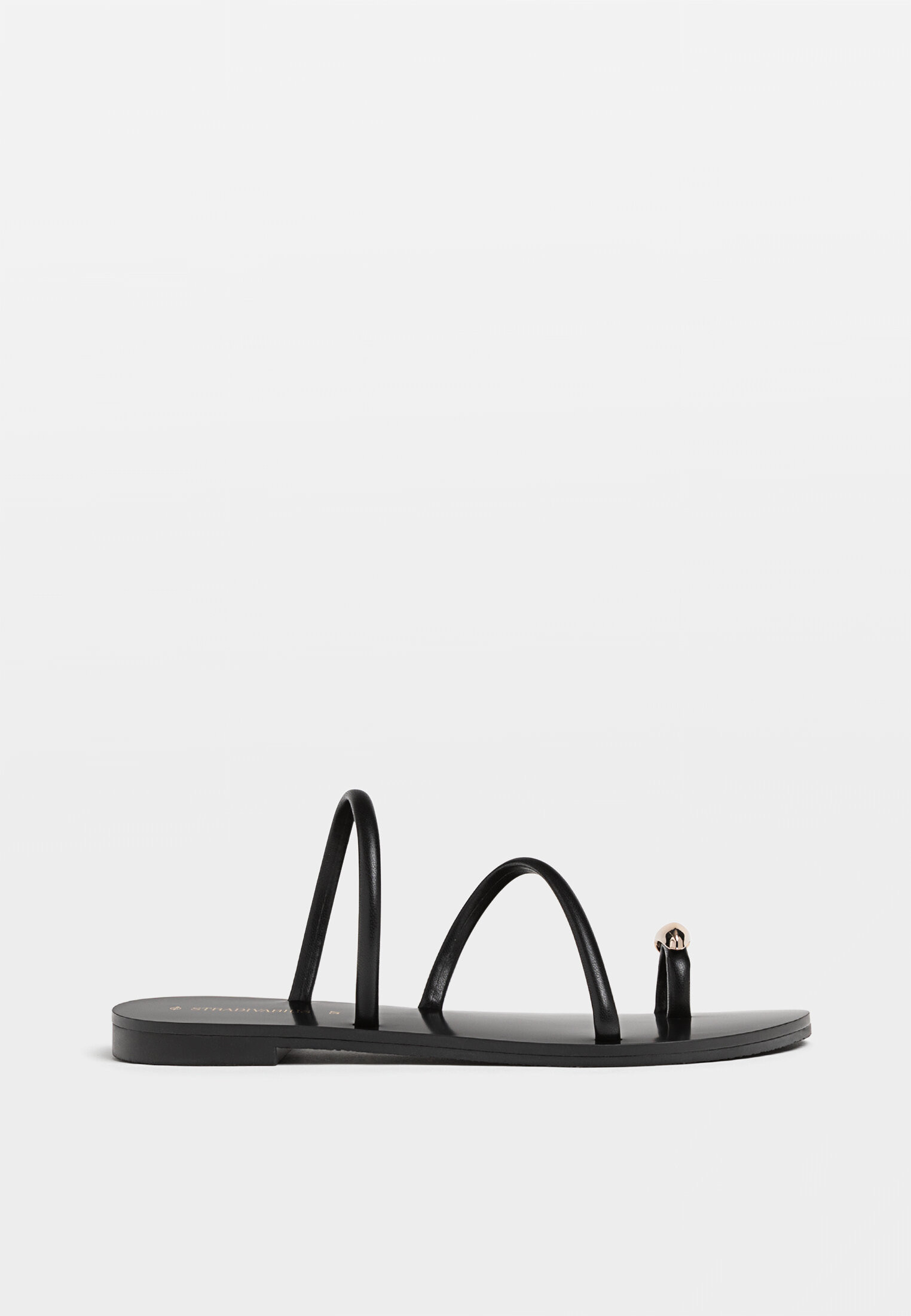 Flat slider sandals with metal detail - Women's fashion | Stradivarius United Kingdom | Stradivarius (UK)