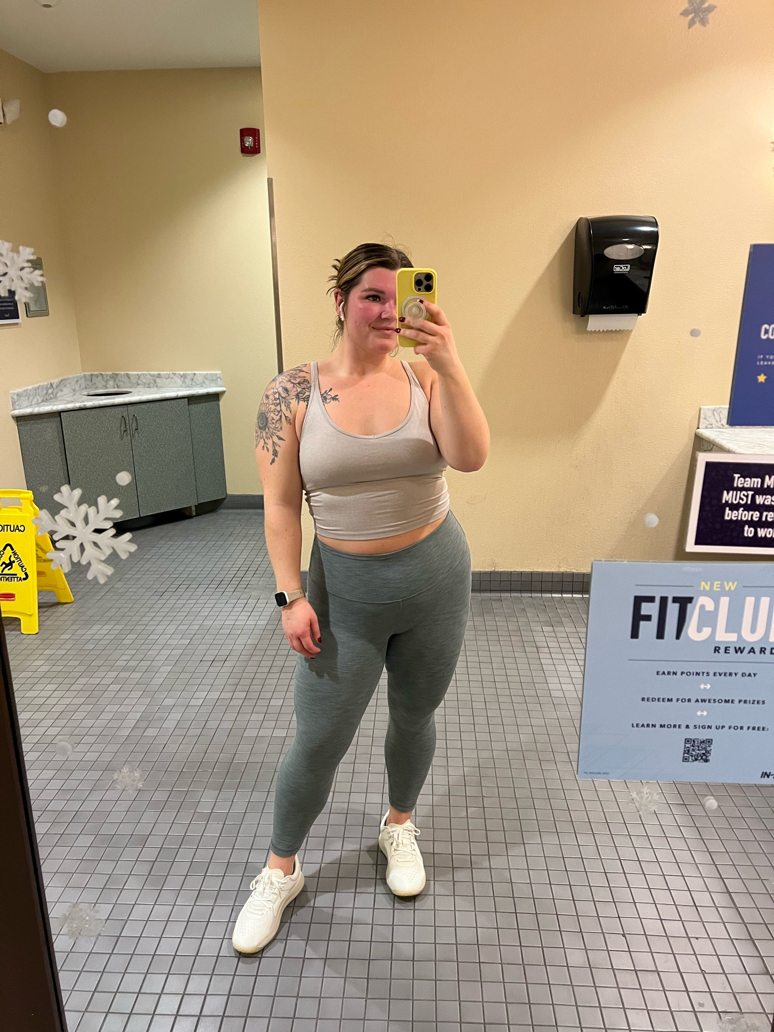 Glute day baby!! Workout fit of the day is this new Vuori tank I got for Christmas in size XL and my Athleta elation leggings in large short! My new lululemon training shoes were great for leg exercises and I’m loving them  

#LTKSeasonal #LTKfit #LTKcurves