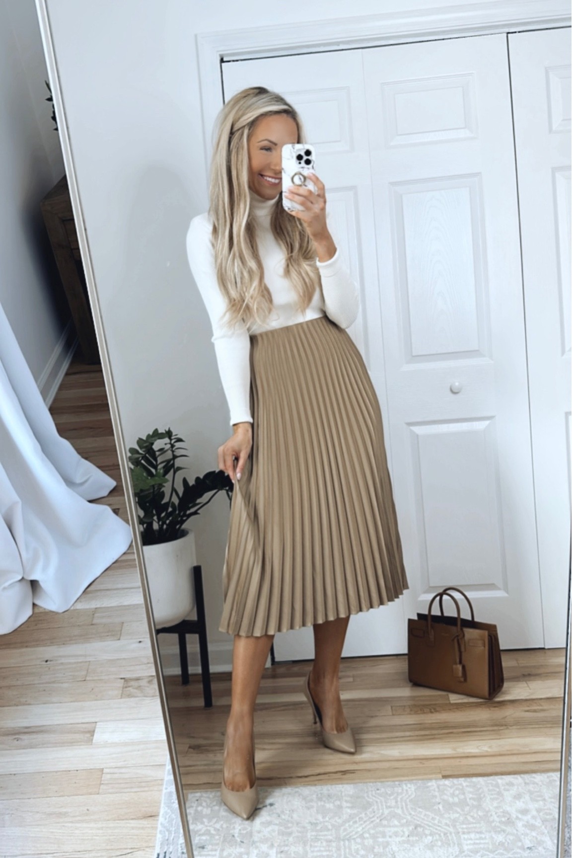 Pleated skirt outfit for work (would also make a great holiday party outfit or Thanksgiving outfit!) *recommend sizing down one size in the skirt! 

#LTKworkwear