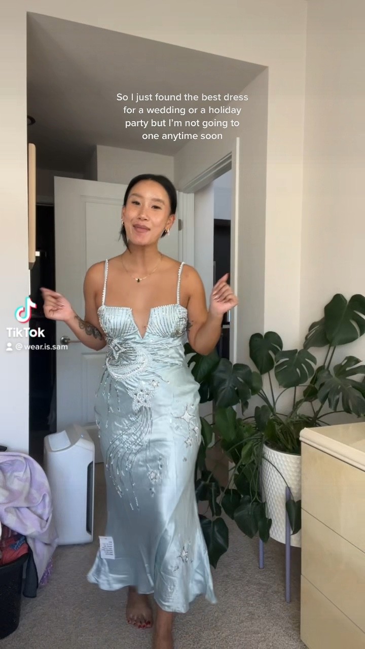 the viral asos dress!!! More blue in person and fits true to size. I’m wearing a size 6 for reference 

#LTKstyletip #LTKwedding #LTKHoliday