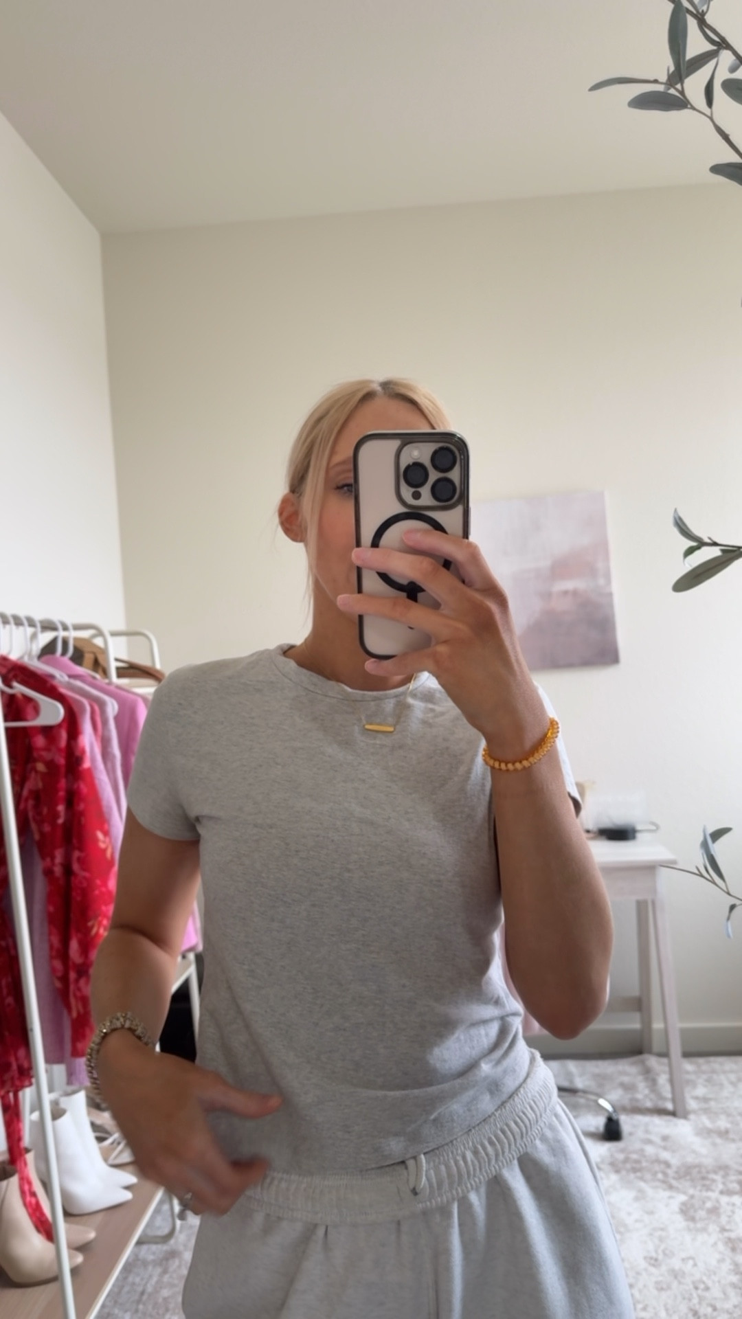 Everyday lounge essentials - the best baby tee ✨

Abercrombie baby tee in gray - size XS, this is my favorite t shirt!

Target grey sweatpants - size small. Love these! No drawstring at the waist.

Linking some more athleisure outfits and lounge outfits below!

Basic t shirt, basic tee, Abercrombie outfit, Spring outfit, lounging outfit, comfy outfit

#LTKootd #LTKSpringSale #LTKgrwm