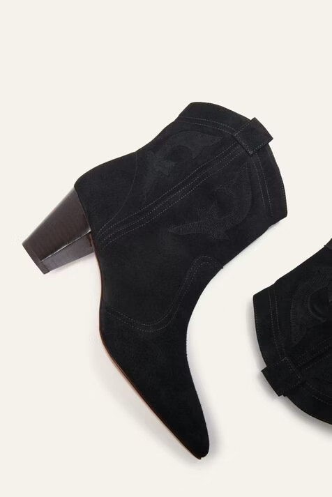 CASEY ANKLE-BOOTS 
            
            




















































... | ba&sh(US)