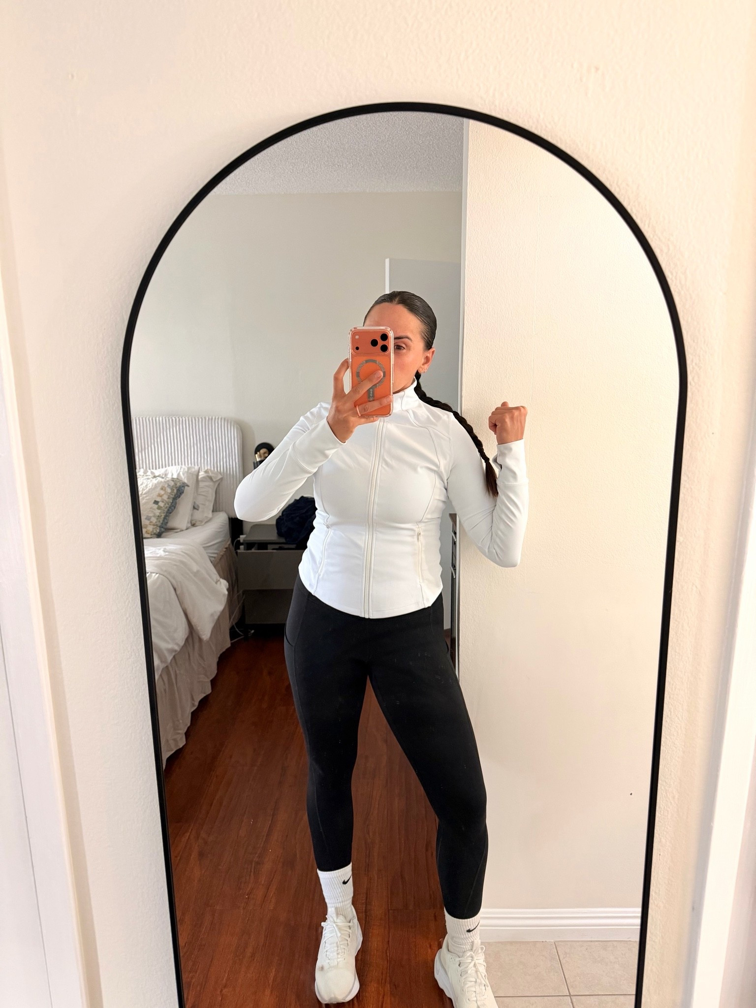 Daily wear and walk with the little ones. Nike motiva is the perfect sneaker for walks and running errands. Love the new shades!!!! SHOP IUGA CODE ROANA25 - 25% OFF