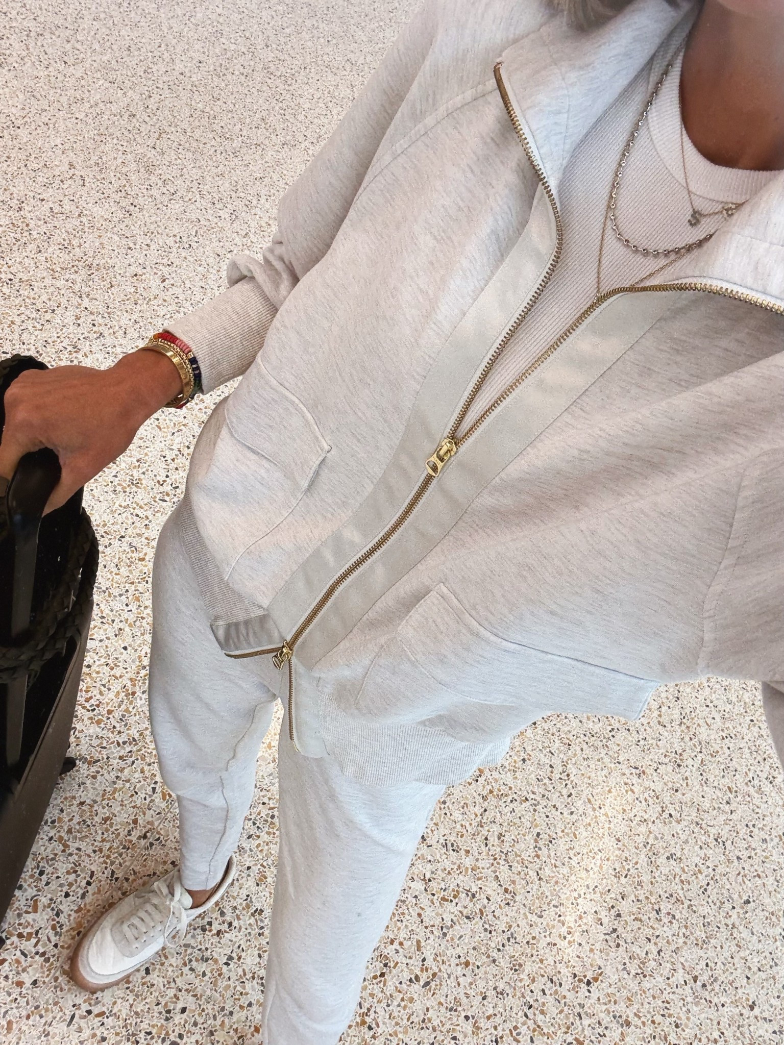 Comfy and stylish airport outfit. I'm wearing size xs in top and bottoms 