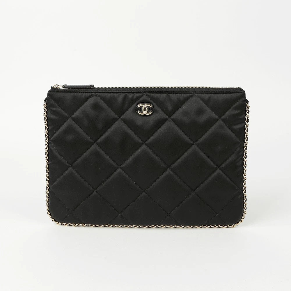 CHANEL CC Logo Chain Trimming Clutch 114836579 | eBay US