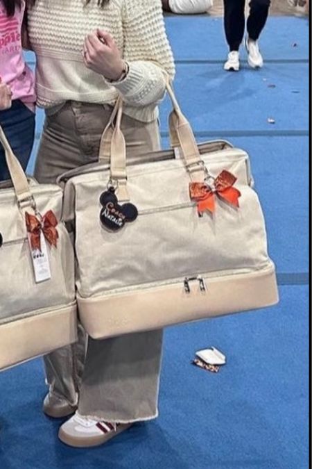 The best duffel bag! 

#LTKitbag #LTKtravel #LTKstyletip