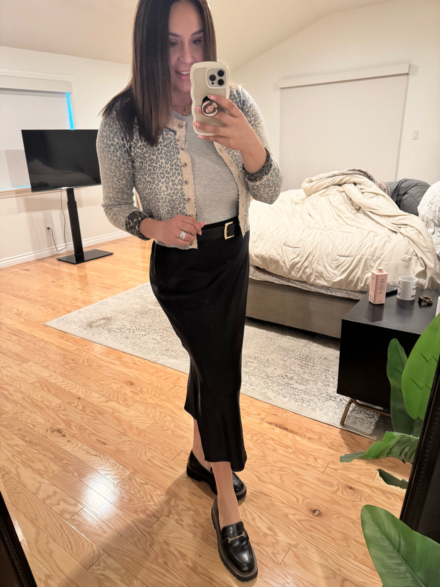 Business casual outfit, loafers, black belt, cardigan, leopard, workwear, work, office, in office look, winter office inspiration, skirt, satin skirt outfit 

#LTKWatchNow #LTKWorkwear #LTKMostLoved
