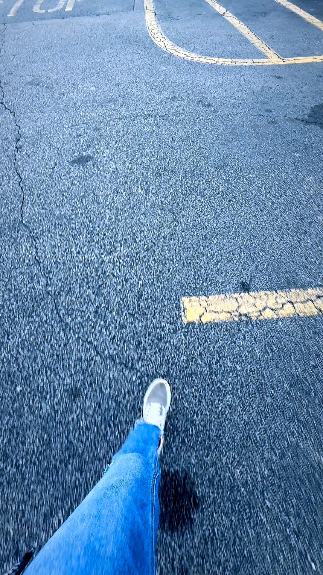 UPS run ✔️
Small biz errands in motion—dropping off an order. Linked the polymailers similar to the ones I use that hold up really well 📦🤍
#SmallBizLife
#POBoxRun
#BehindTheScenes
#OnlineSellerLife
#PackagingSupplies
#ShippingDay
#SmallBusinessMom
#WorkFromHomeLife
#LTKFinds