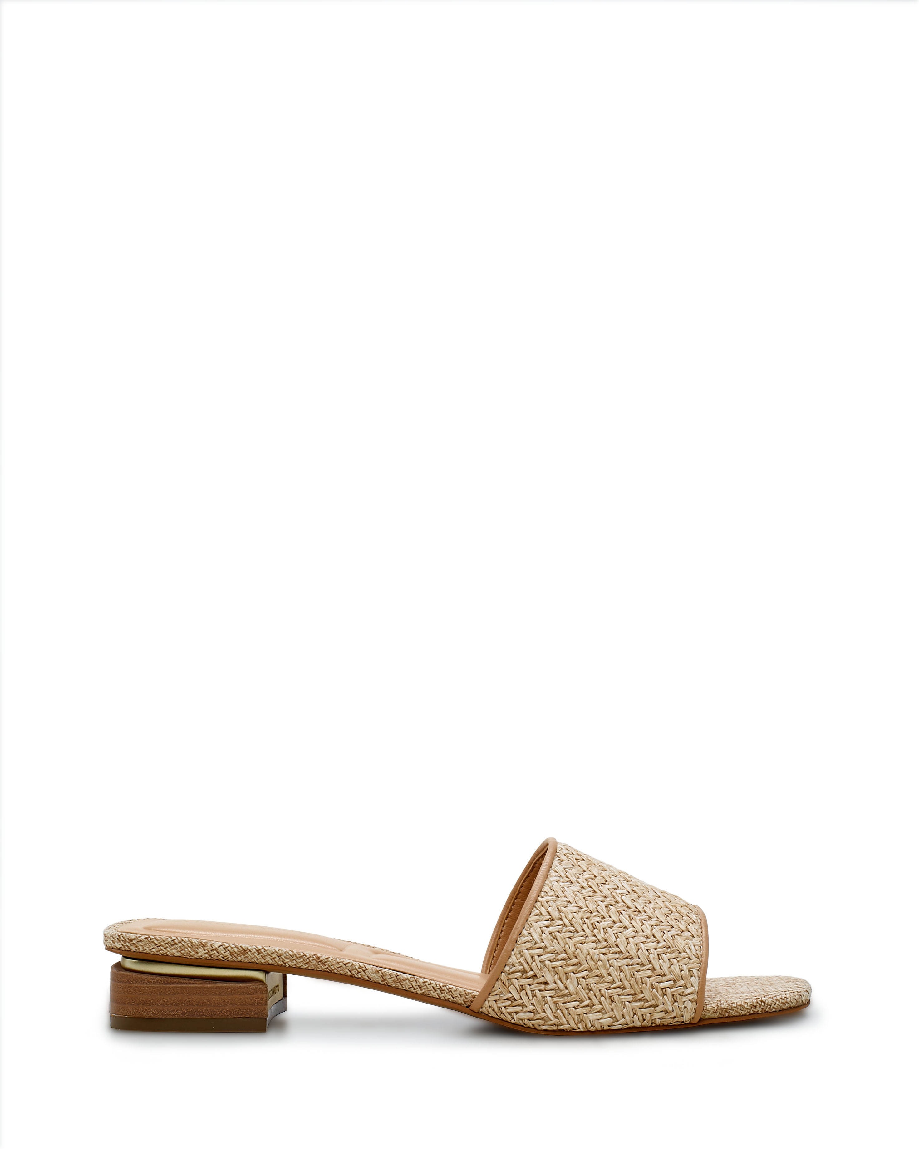 Vince Camuto Cheleahl Slide | Vince Camuto