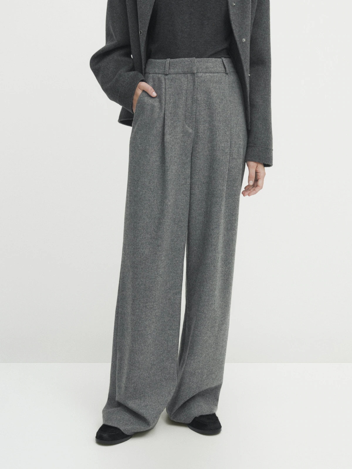 Flannel trousers with darts | Massimo Dutti UK