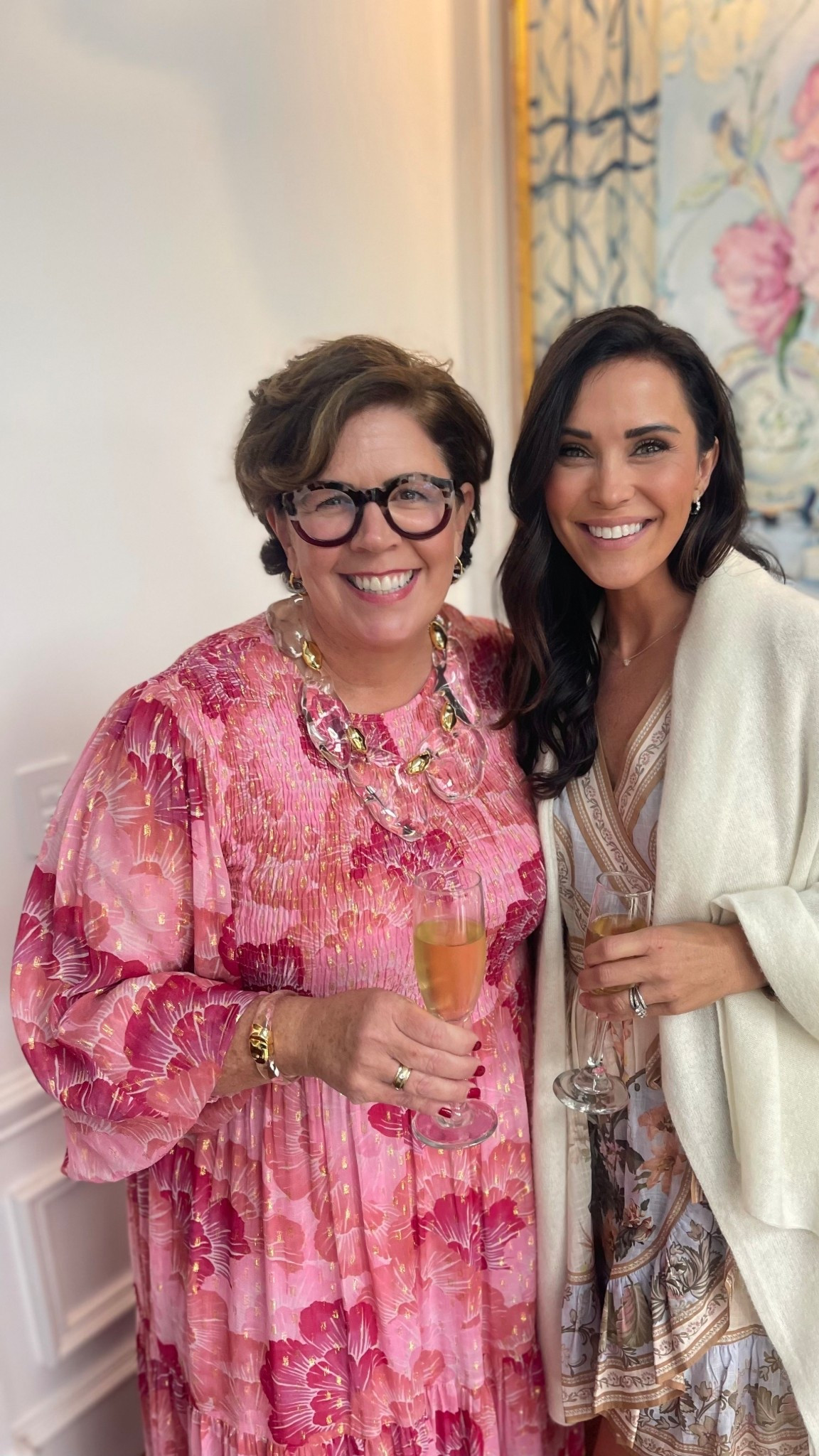 This dress was so comfortable and the perfect piece for my Book Launch Brunch. I received so many compliments and I love the metallic detail too. The necklace is one of my all time favorites. Get ready for tons of compliments! 