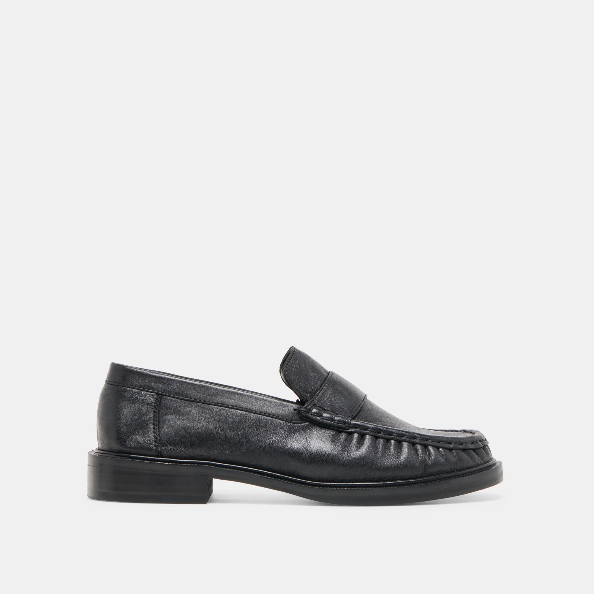 Bodi Loafers Black Leather | DolceVita.com