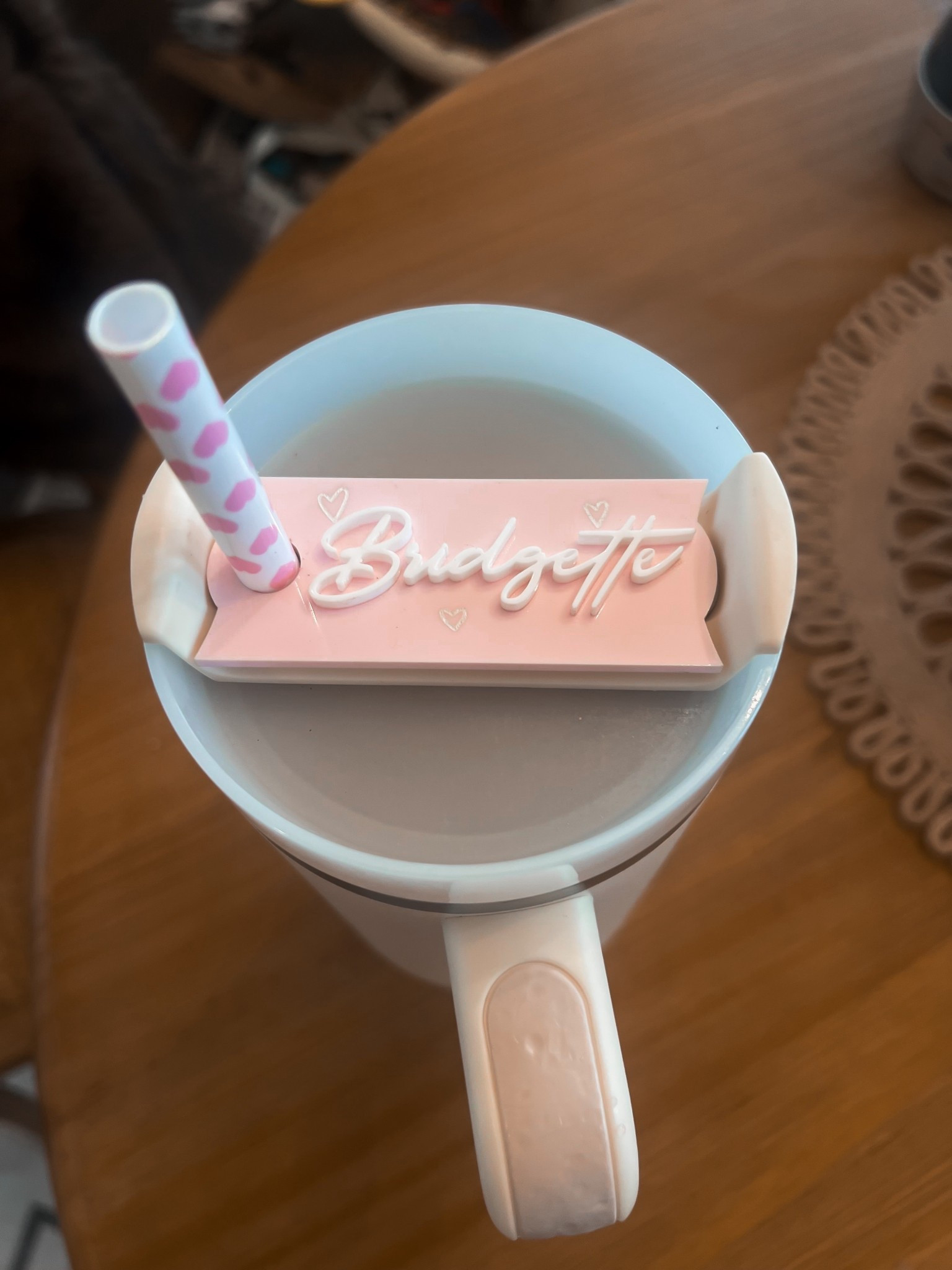 Personalized heart pink name plate for stanley tumbler
Heart print straw for 40oz tumbler 